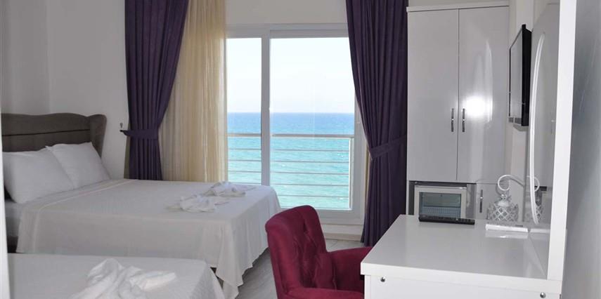 Roxo Beach Hotel